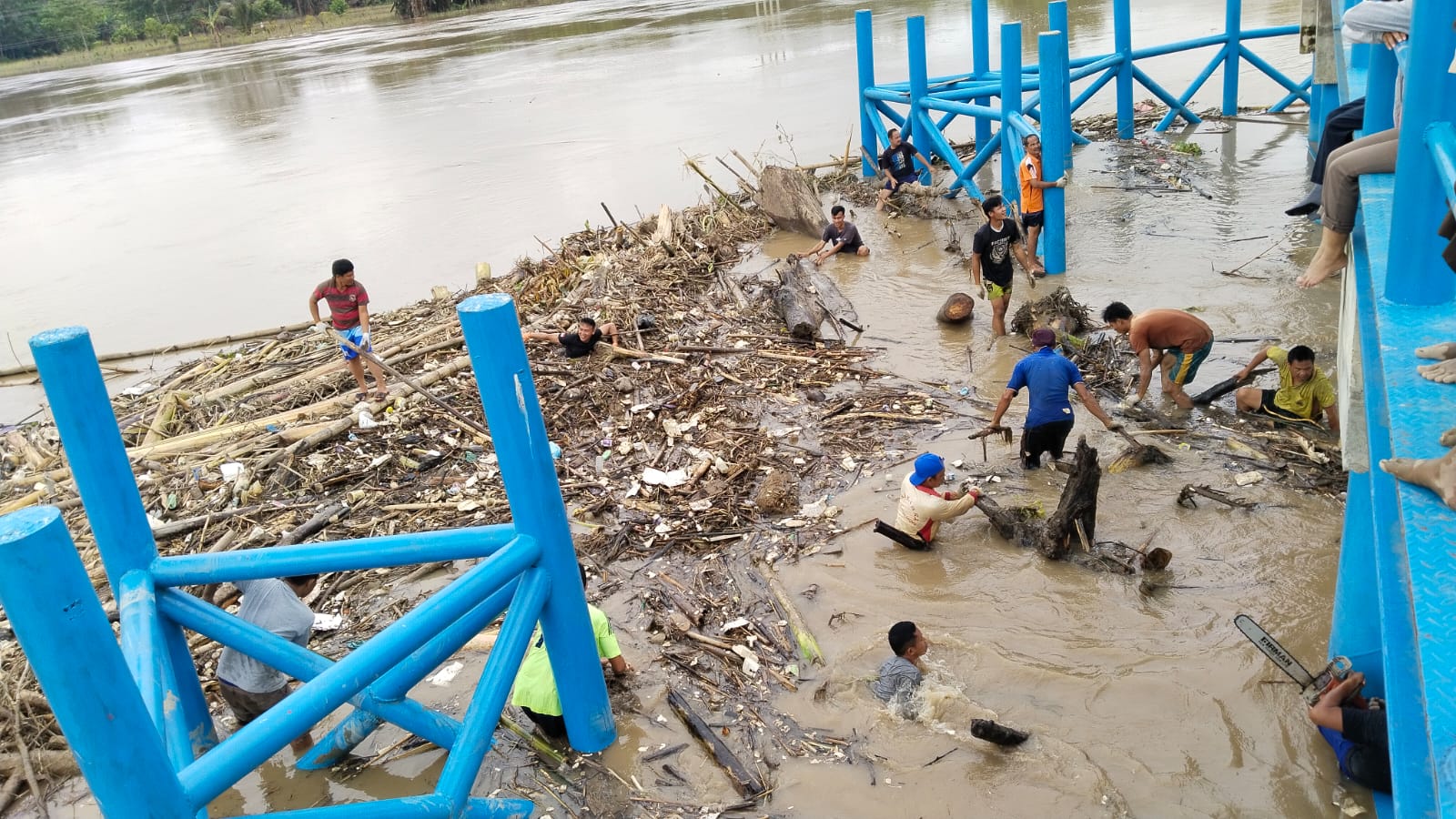 Tak Operasional Gara-gara Banjir, PDAM Tirta Prabujaya Rugi Puluhan Juta
