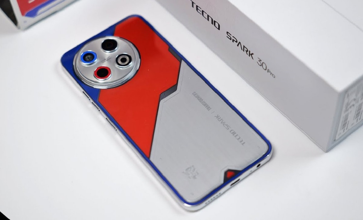 Tecno Spark 30 Pro: HP 2 Jutaan RAM 8GB dan Layar AMOLED