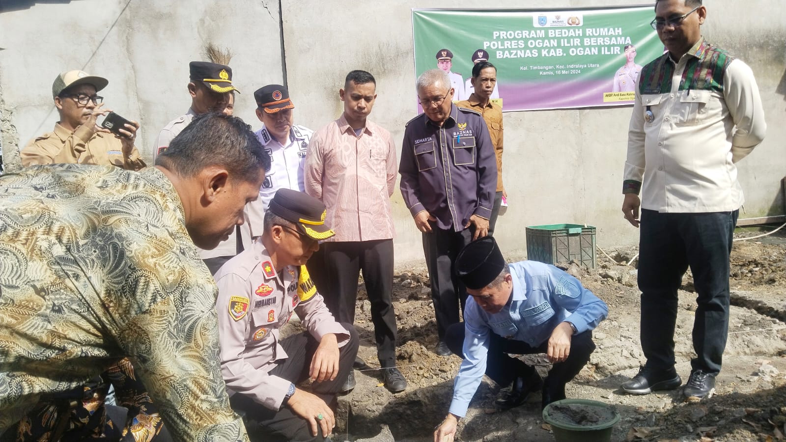 Wabup & Wakapolres Ogan Ilir, Bedah Rumah Warga Tak Mampu, Kerjasama dengan Baznas Ogan Ilir 