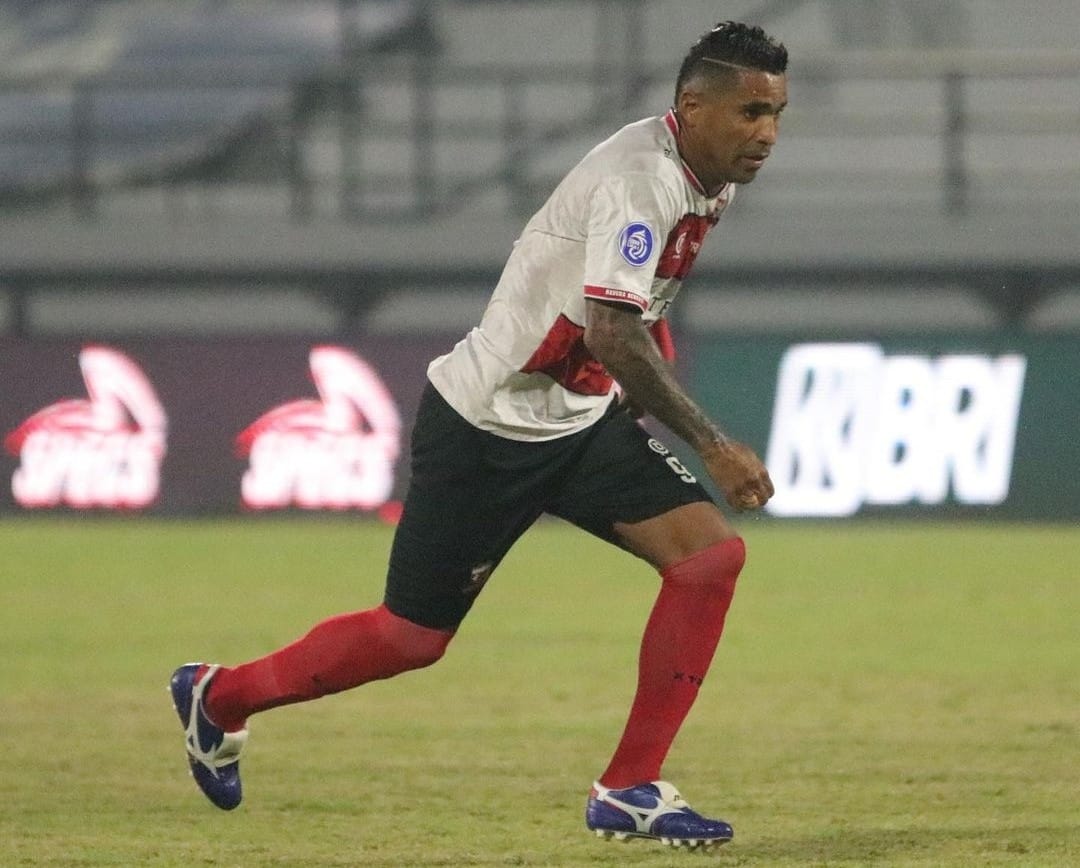 Sriwijaya Pinjem Alberto Goncalves da Costa dari Madura United?