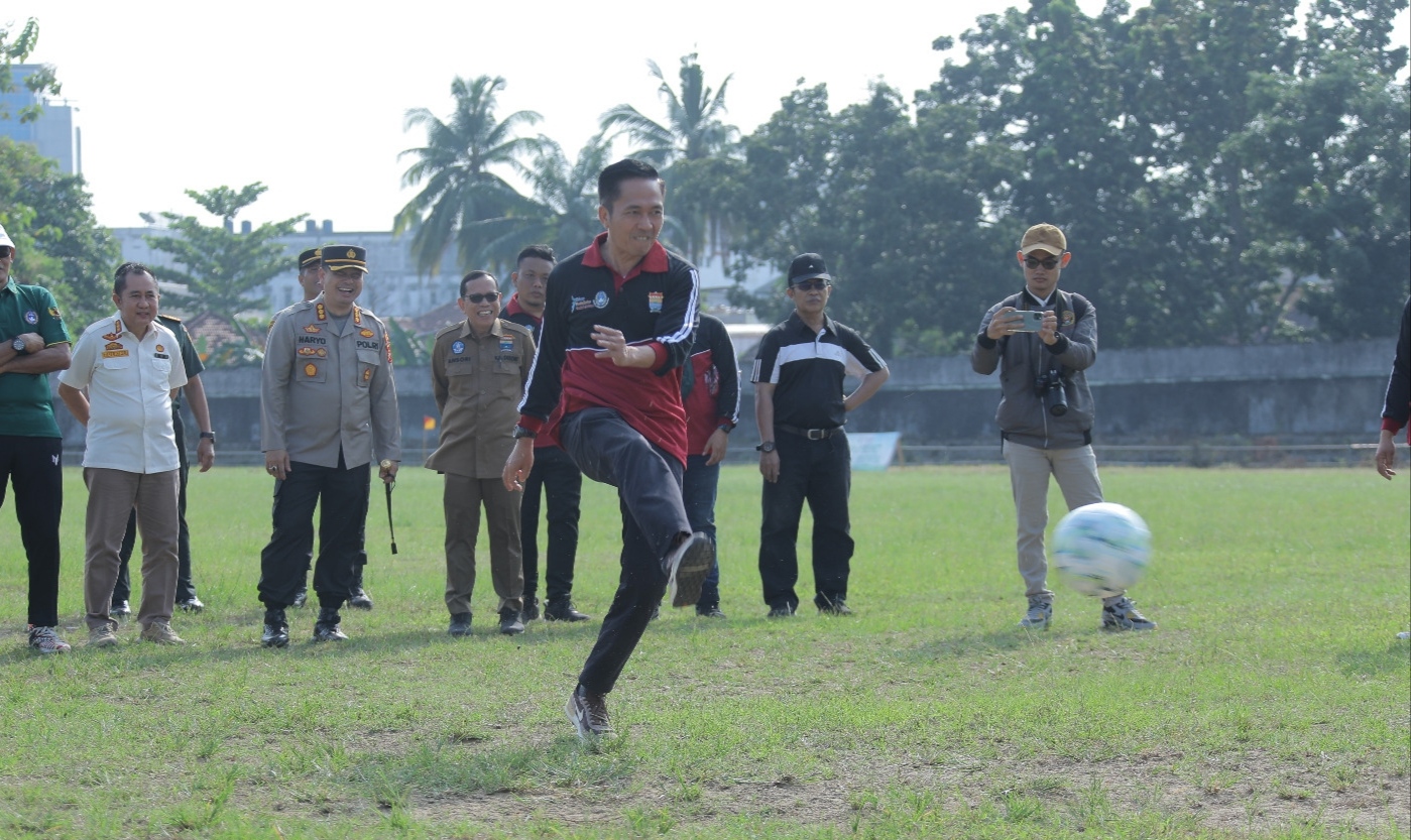 Sekda Ratu Dewa Buka Turnamen Antar Club Sepak Bola U-20 Tahun 2023