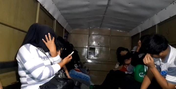 Razia THM, Kafe hingga Panti Pijat, Satpol PP Palembang Giring 12 Orang Pria dan Wanita Tanpa Ikatan 