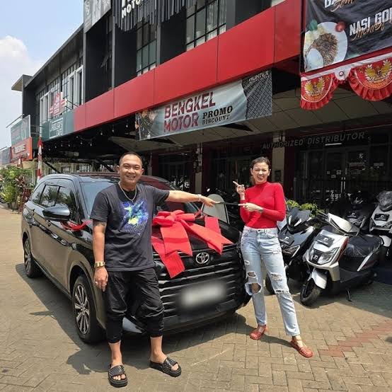 Usai Laporkan Suami Dugaan Penggelapan Mobil, Kimberly Ryder Dapat Hadiah Tak Terduga