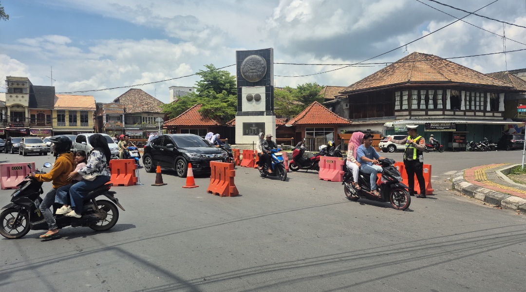 Tradisi Tetap Terjaga, Polres OKI Amankan Hari Kedua Midang Morge Siwe