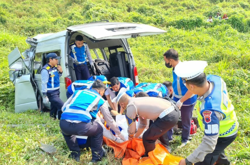 Kecelakaan Maut di KM 375 Tol Batang-Semarang, 7 Orang Tewas