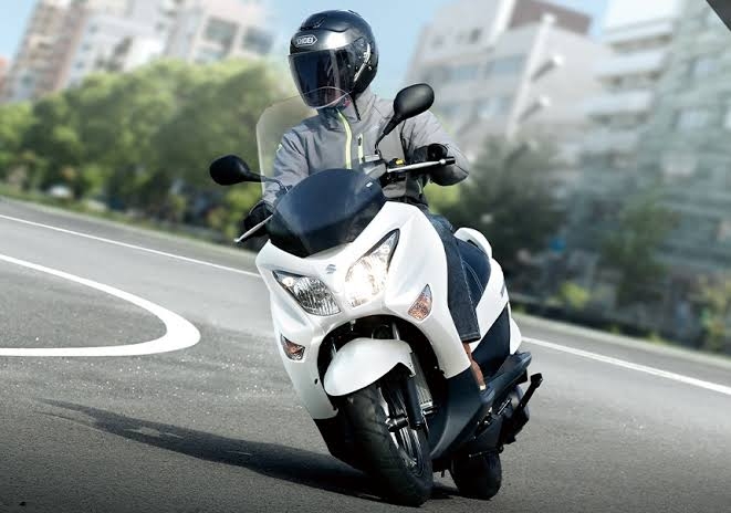 Gaya Mana? New Suzuki Burgman 200, Yamaha NMax dan Honda PCX, Berikut Spesifikasinya