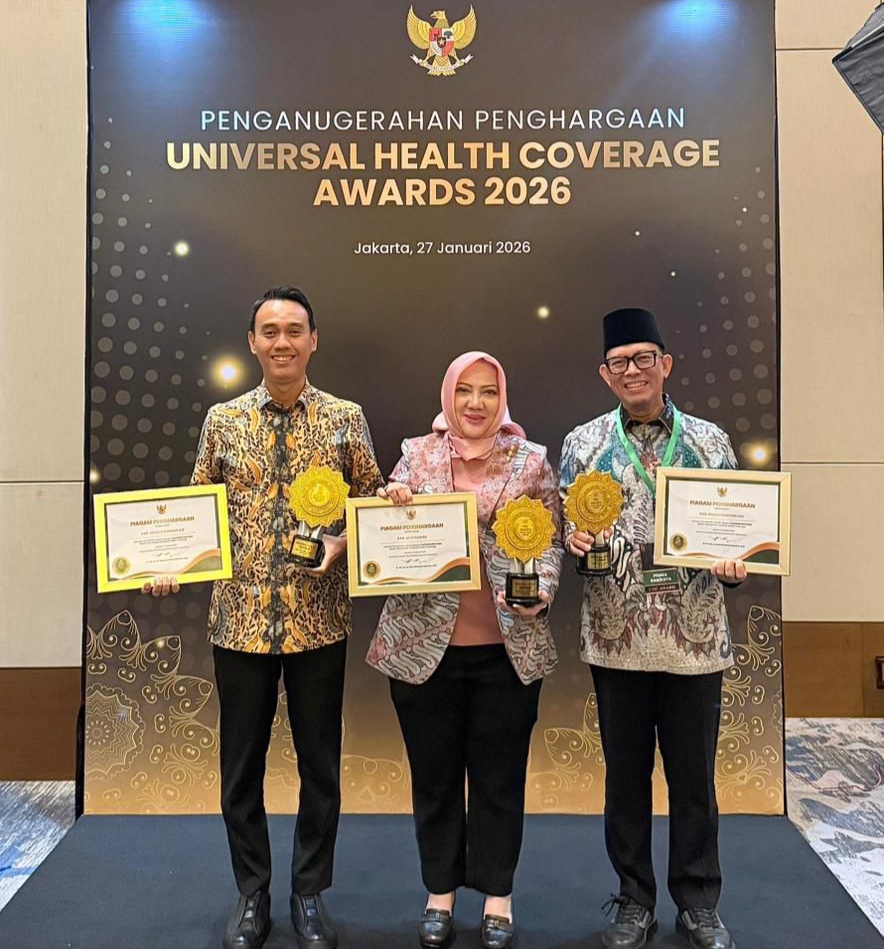 Perluas Cakupan BPJS Gratis Bagi Warga, Bupati OKI Raih UHC Award 2026