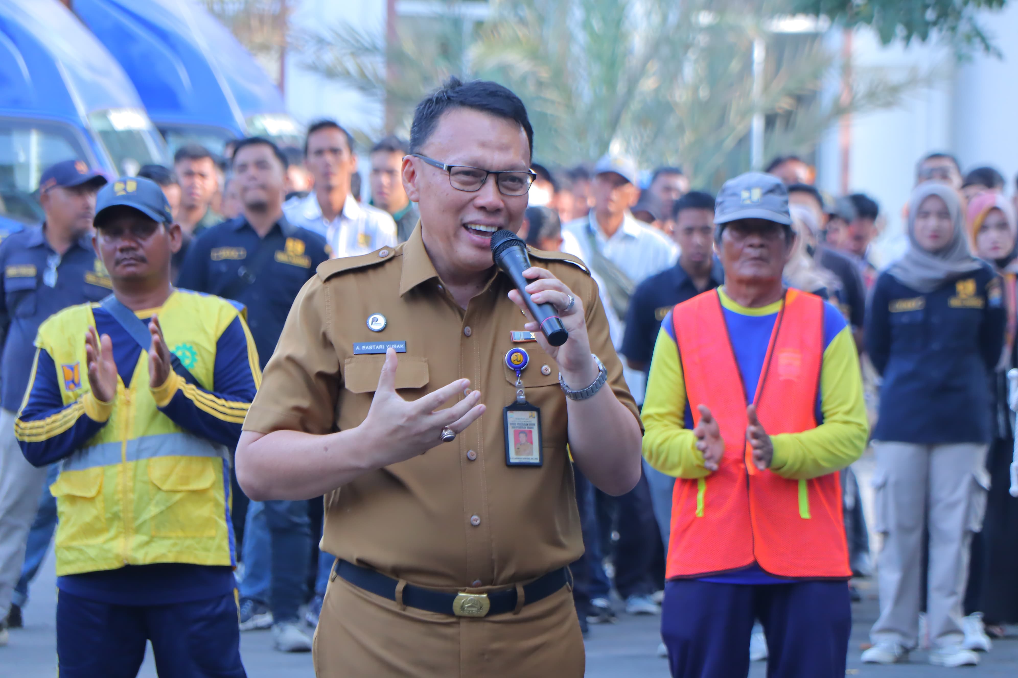 Darmenta: Pekerja Harian Lepas PUPR, Pejuang Sejati Penjaga Keindahan Kota Palembang