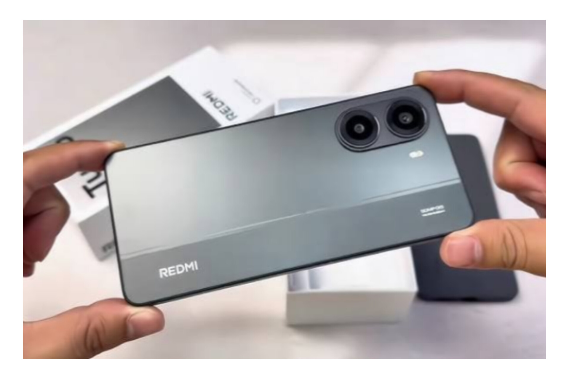 Kombinasi Kapasitas Baterai Besar dengan Teknologi Silikon Karbon HP Redmi Turbo 4 Pro Lebih Tahan Lama