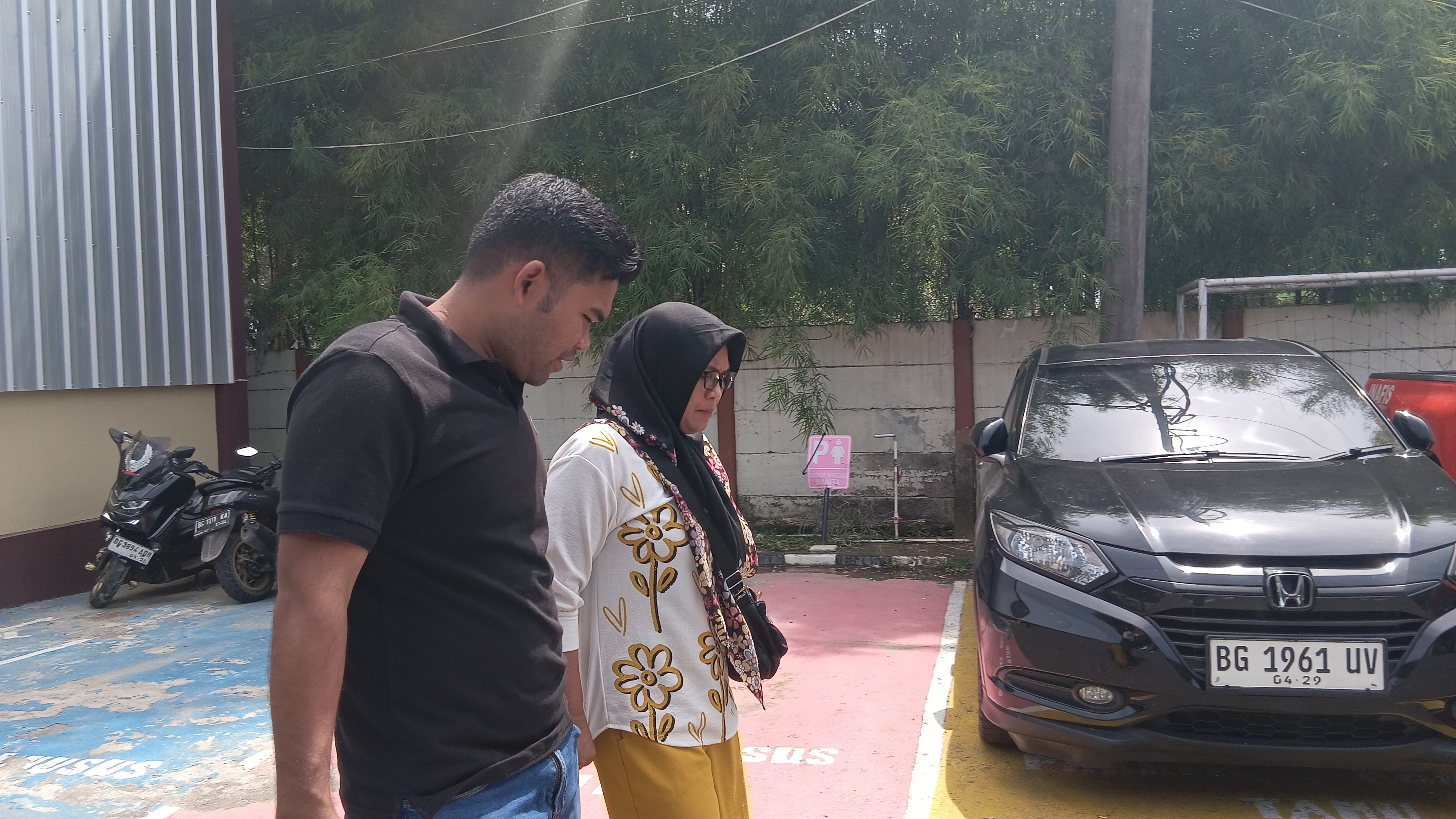 Belanja Sembako dan Susu Diduga Pakai Uang Palsu, Wanita di Palembang Diamankan Usai 3 Kali Beraksi