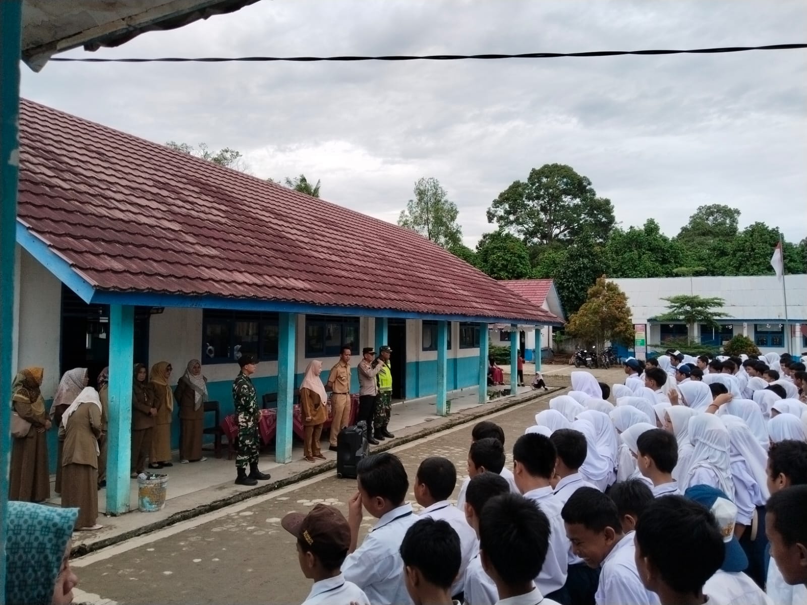 Polsek SP Padang Sosialisasi di Tiga Sekolah Cegah Tawuran dan Balap Liar