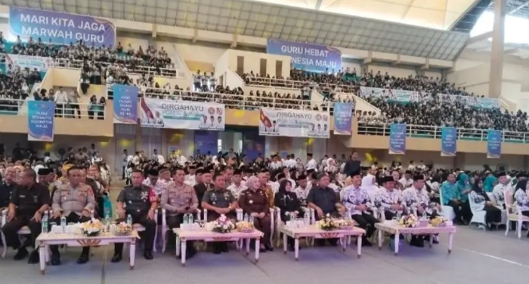 GOR Biduk Kajang Kayuagung Dipadati Guru Peringatan HUT PGRI dan HGN Tingkat Sumsel