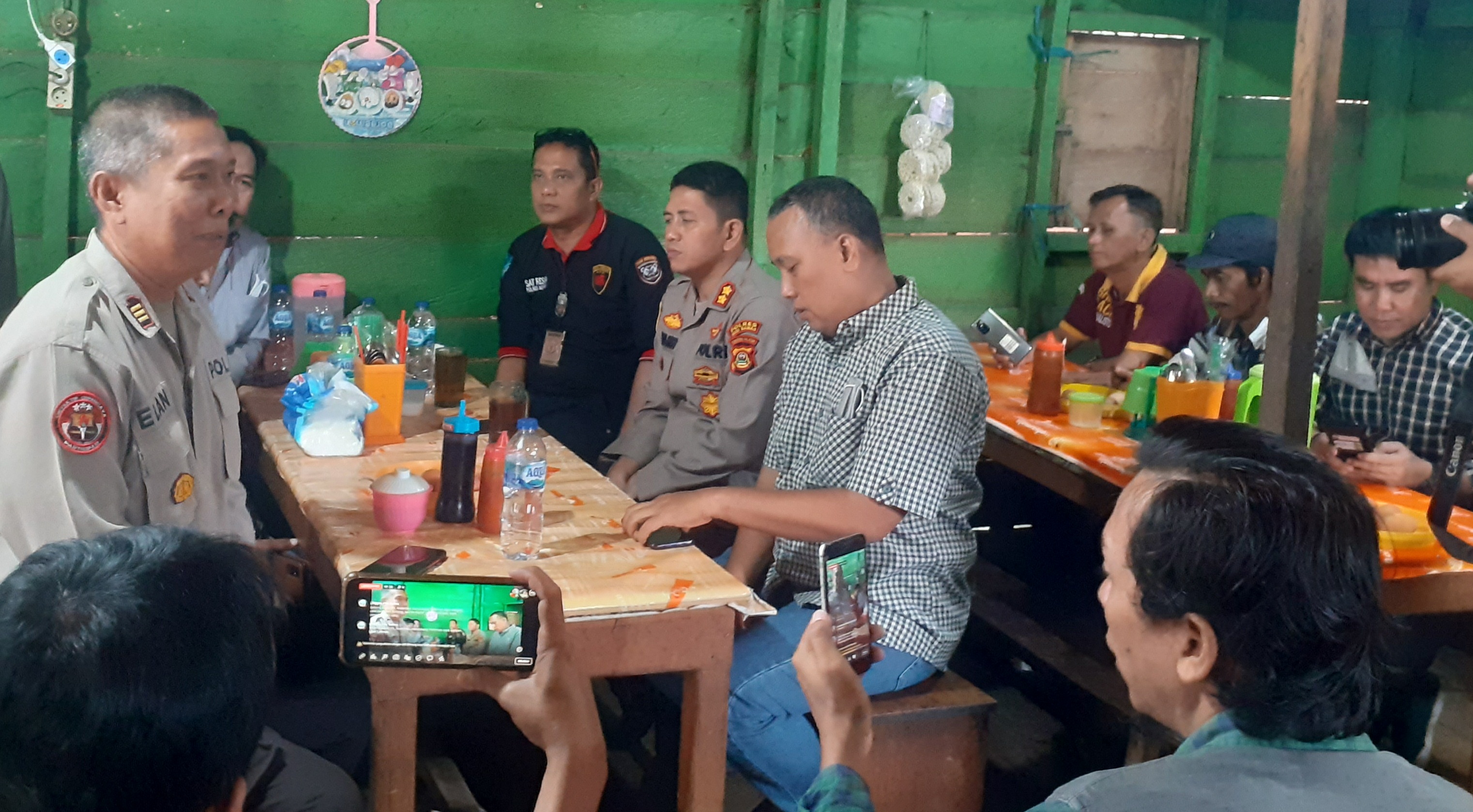 Jalin Kedekatan, Kapolres Musi Rawas Coffee Morning dengan Insan Pers