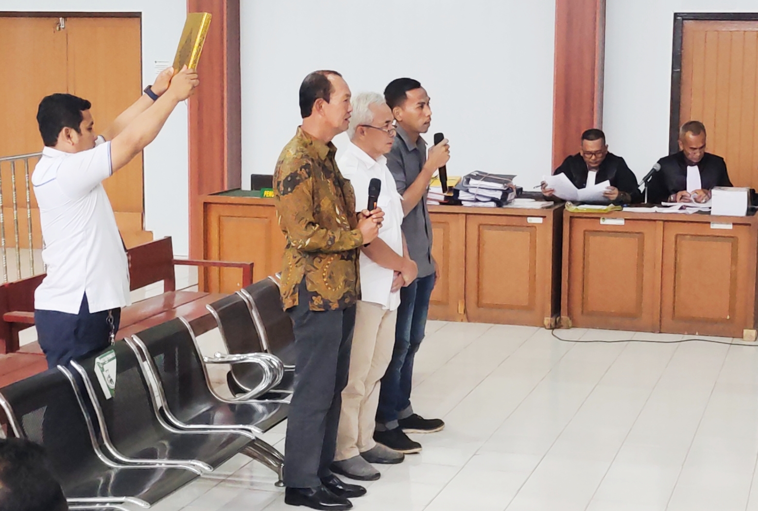 Harnojoyo Diangkat Sumpah Sebagai Saksi Korupsi PT SP2J, Terancam Pidana Jika Berbohong di Persidangan