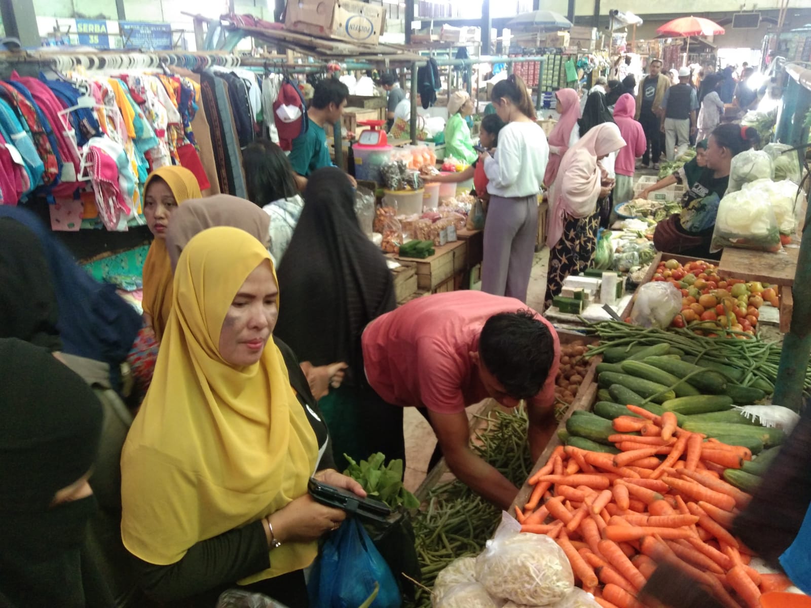 Persiapan Hari Raya Idul Adha Harga Daging Tembus Rp180.000 Per Kg di Pasar 9/10 Ulu