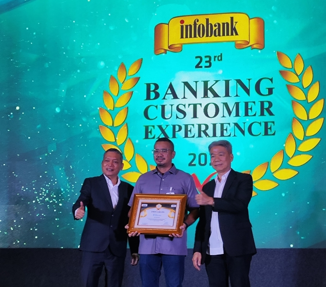 10 Tahun Berturut-turut Bank Sumsel Babel Raih Platinum Service Excellence 2026