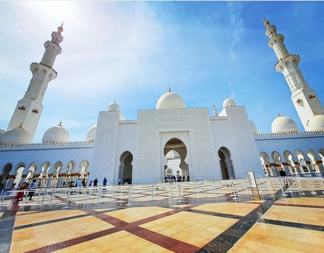 Besok,  Masjid Syekh Zayed Solo Dibuka untuk Umum