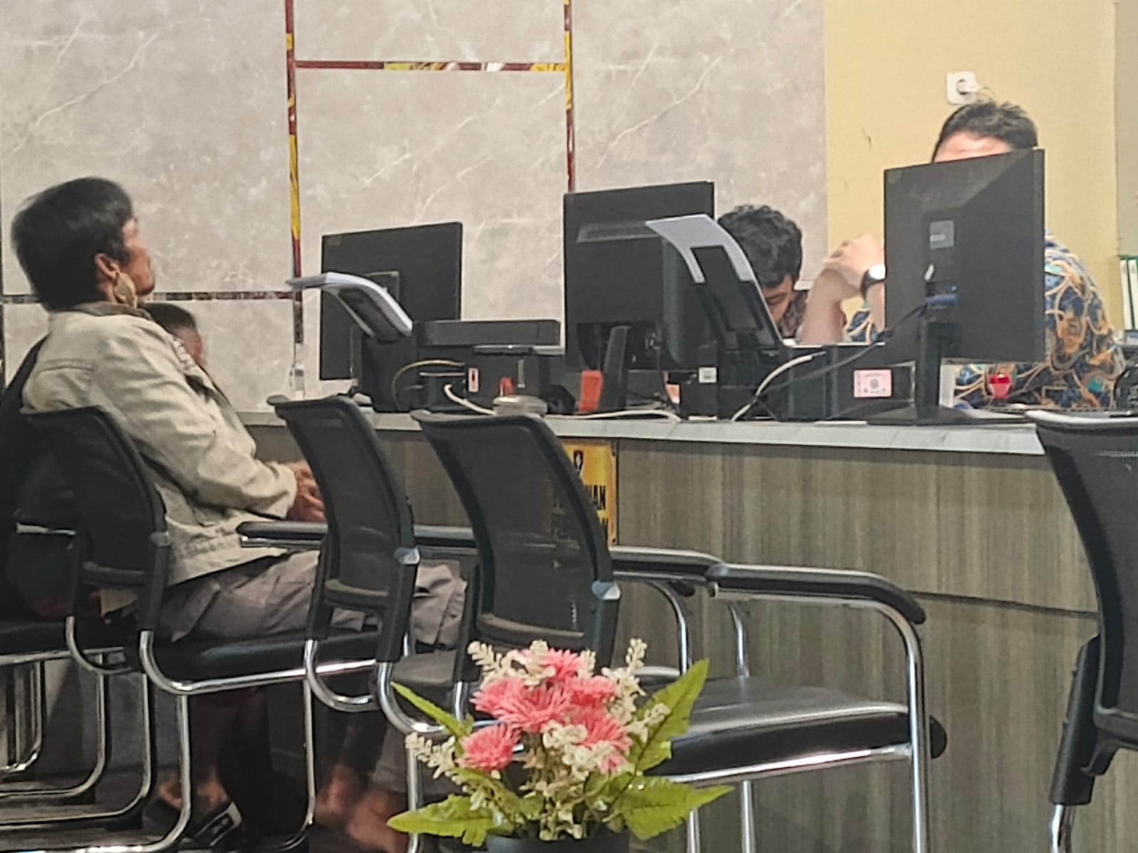 Tidak Sengaja Tendang Kardus Kosong, Remaja di Palembang Dianiaya Marbot Masjid