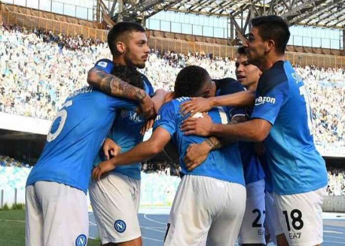 Gol Menit Akhir Giacomo Bawa Napoli Rampas Puncak Klasemen Liga Italia