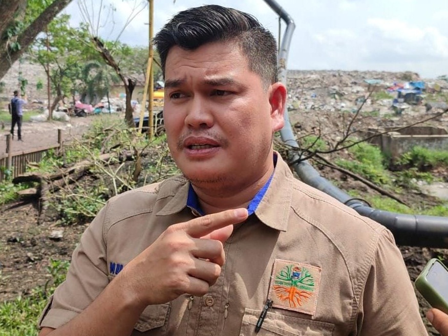 Pemkot Palembang Terima Bantuan 15 Truk Sampah dari Pemprov Sumsel 