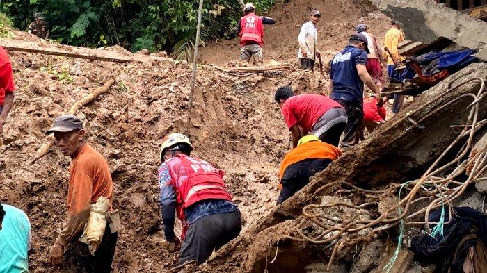 Longsor di Pekalongan Telan 18 Korban Jiwa, 10 Luka-luka, dan 9 Masih Tertimbun