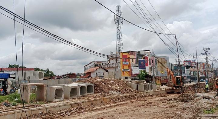 Baru Terima Izin Lahan, PLN Segera Pindahkan Utilitas dan Tiang Listrik di FO Simpang Sekip Palembang