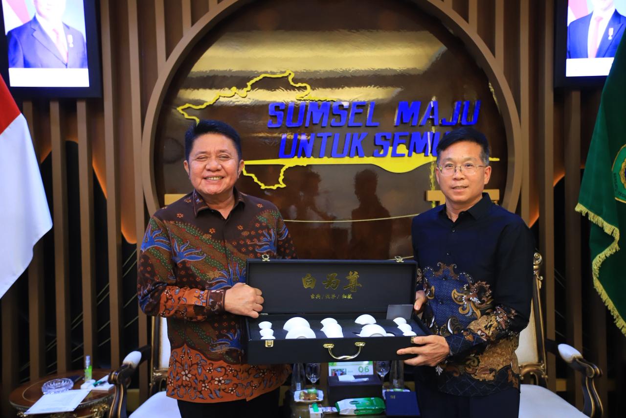 Investor China Laporkan Progres PLTA di OKU Selatan, Gubernur Herman Deru Respon Positif