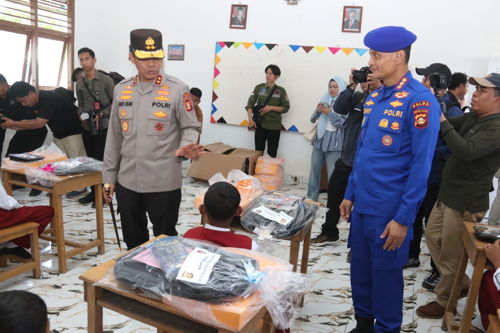 Wujudkan Akses Pendidikan Merata, Polda Sumsel Renovasi SD Swakarya di Wilayah Perairan Banyuasin