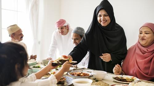 Tips Tetap Jaga Berat Badan Ideal Meski Makan Banyak Saat hari raya Idul Adha