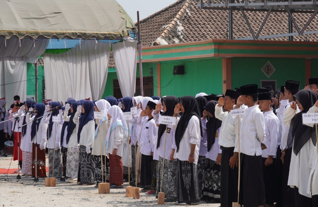 Hari Santri 2026! Santri Menguatkan Negeri Menuju Indonesia Emas