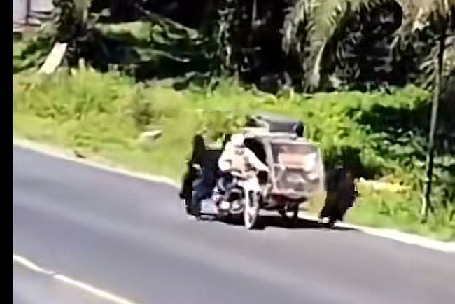 Terungkap Identitas 3 Santriwati Mendorong Becak Motor Ayahnya di Tanjakan Bukit Kodok, Videonya Sempat Viral