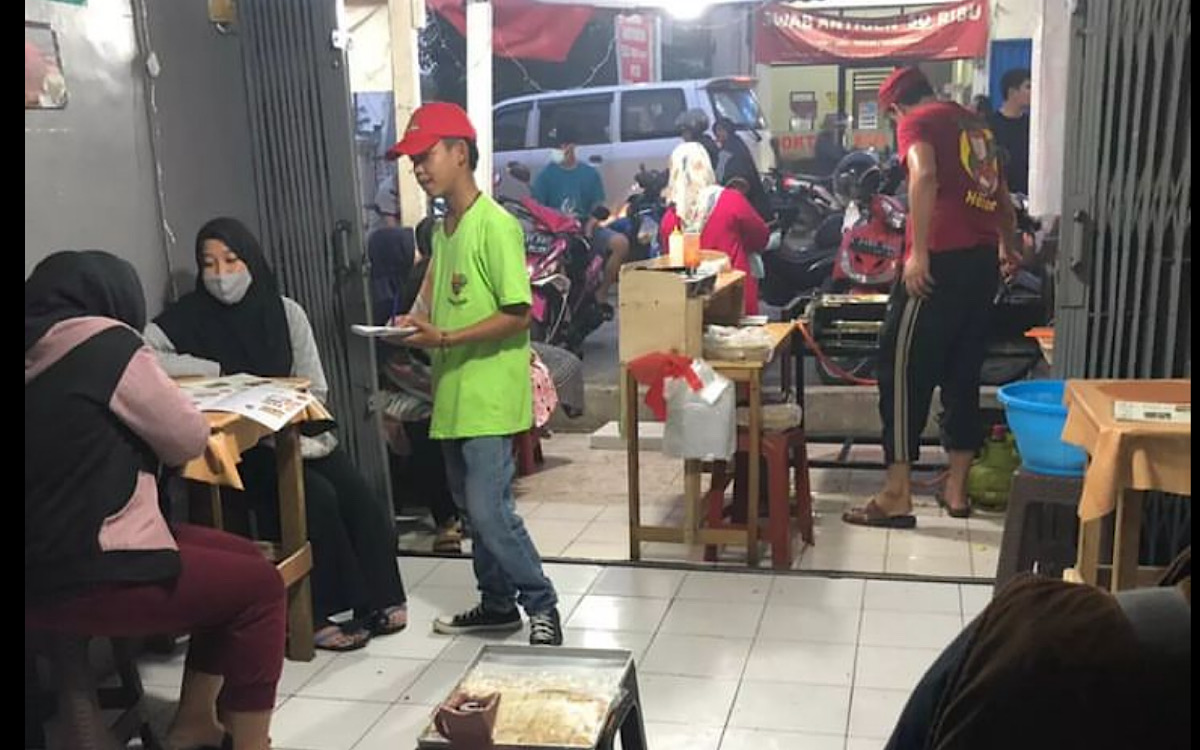 Kisah Paman Hasan Warga Gaza Yang Merintis Usaha Makanan Kebab Khas Palestine Dari Kecil Di 3393