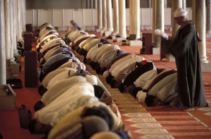 Tips Melaksanakan Sholat Tarawih agar Tetap Konsisten dan Semangat di Bulan Suci Ramadhan