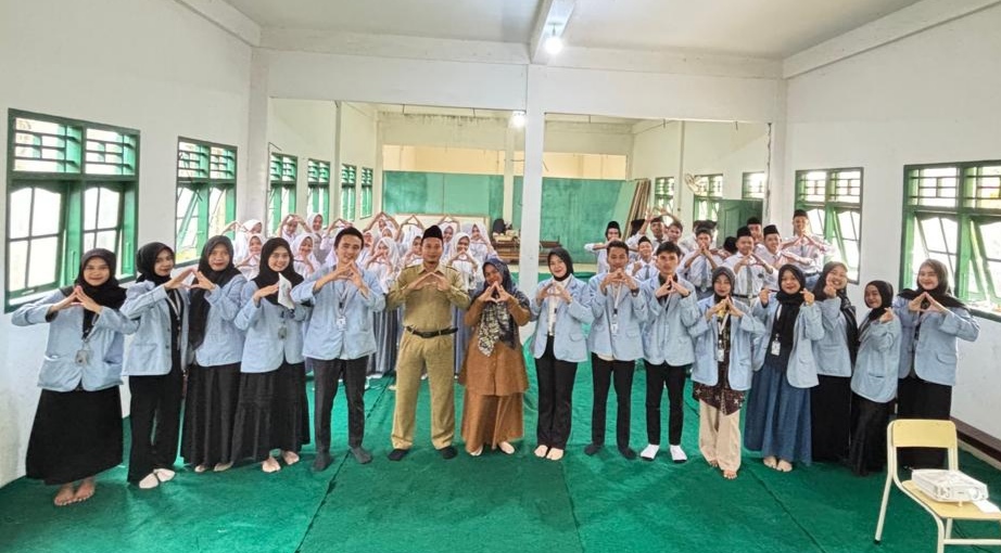 Mahasiswa KKN UIN Raden Fatah Palembang Kelompok 125, Sosialisasikan Dampak Pernikahan Dini dan KDRT 