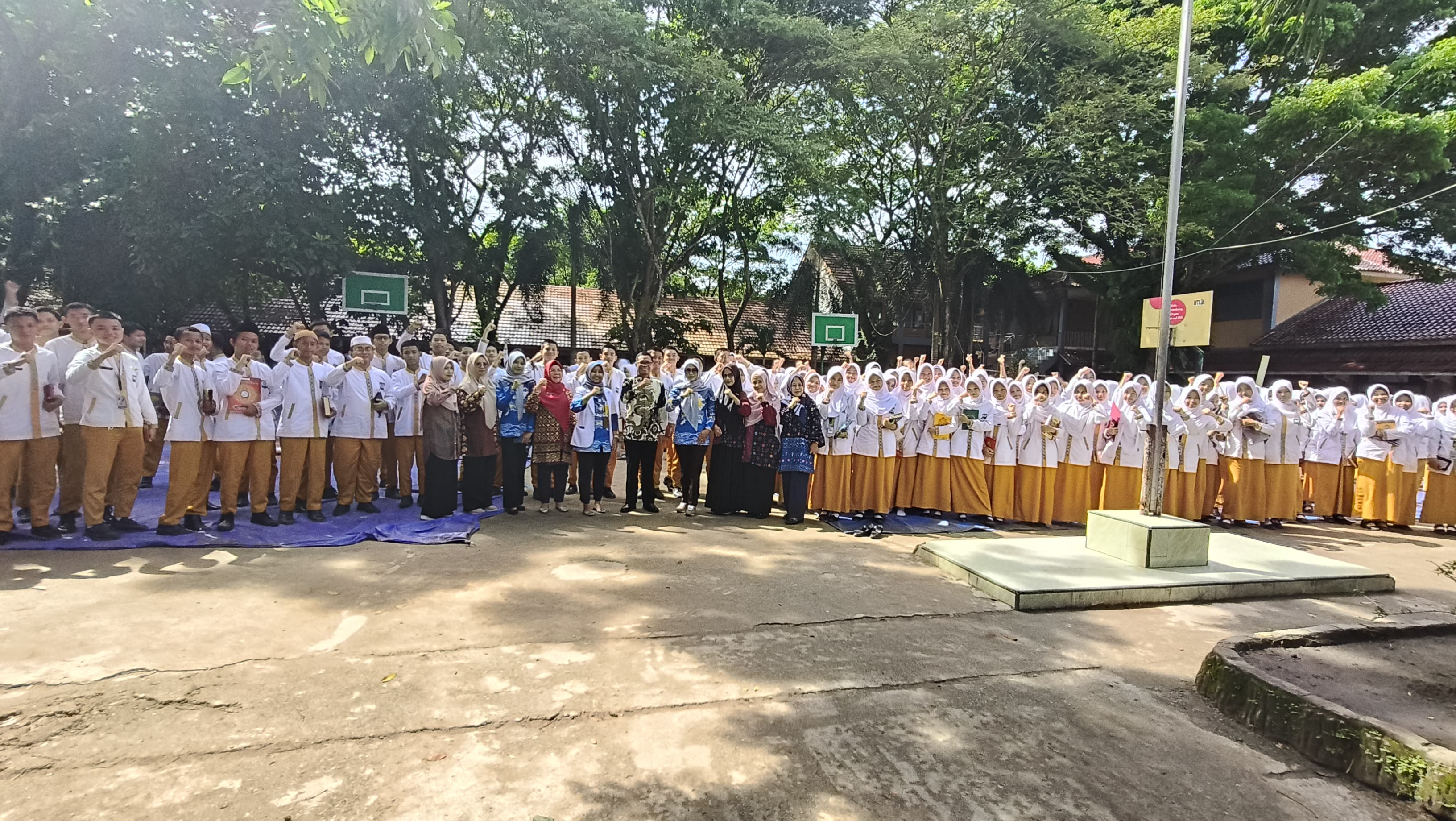 Puskeswan Kayuagung Go To School Berikan Sosialisasi Bidang Peternakan 