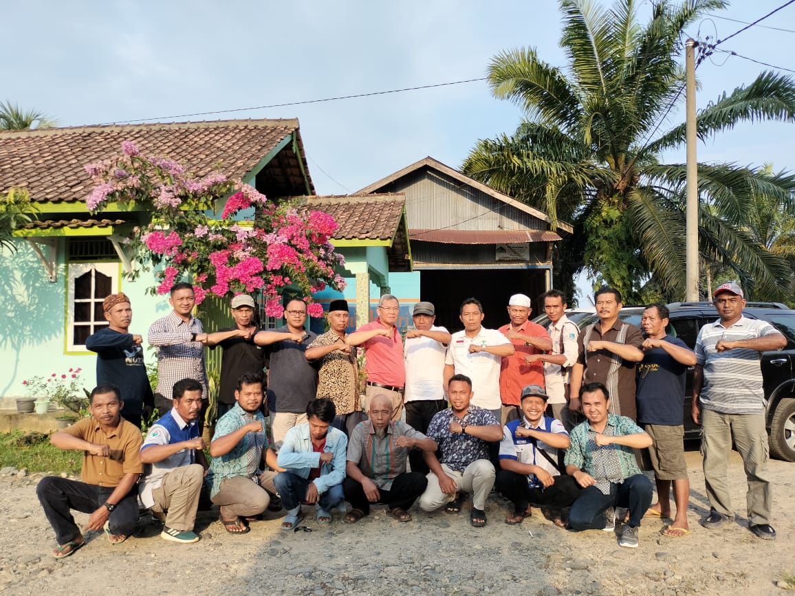 Dorong Petani Mandiri Kelapa Sawit Bermitra dengan Pabrik