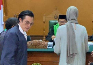 Sidang Perdana Baim Wong dan Paula Verhoeven, Sikap Keduanya Jadi Sorotan