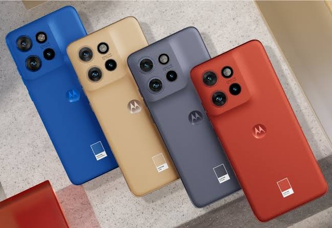 Motorola Moto S50 Ditenagai Chipset Dimensity 7300 serta Dukungan Sertifikasi IP68