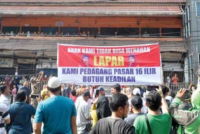 Pedagang Kaki Lima Pasar 16 Hari Ini Demo ke DPRD, Hayo Siapa Ngutip Tiap Hari Uang Keamanan dan Kebersihan? 
