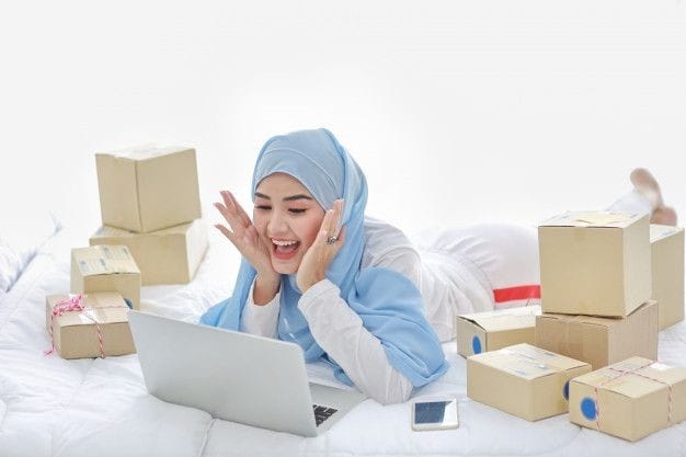 6 Sifat Sebagai Muslimah yang Wajib Banget Dihindari, Jangan Dipilih Kalo Calon Pasanganmu Punya Tanda Ini!