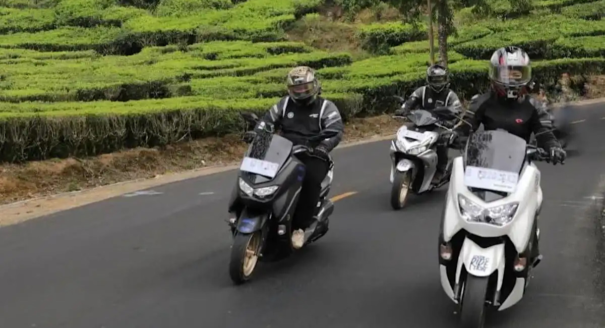Bensin Motor Boros Saat Touring? Ini Solusi Mudah Mengatasinya!