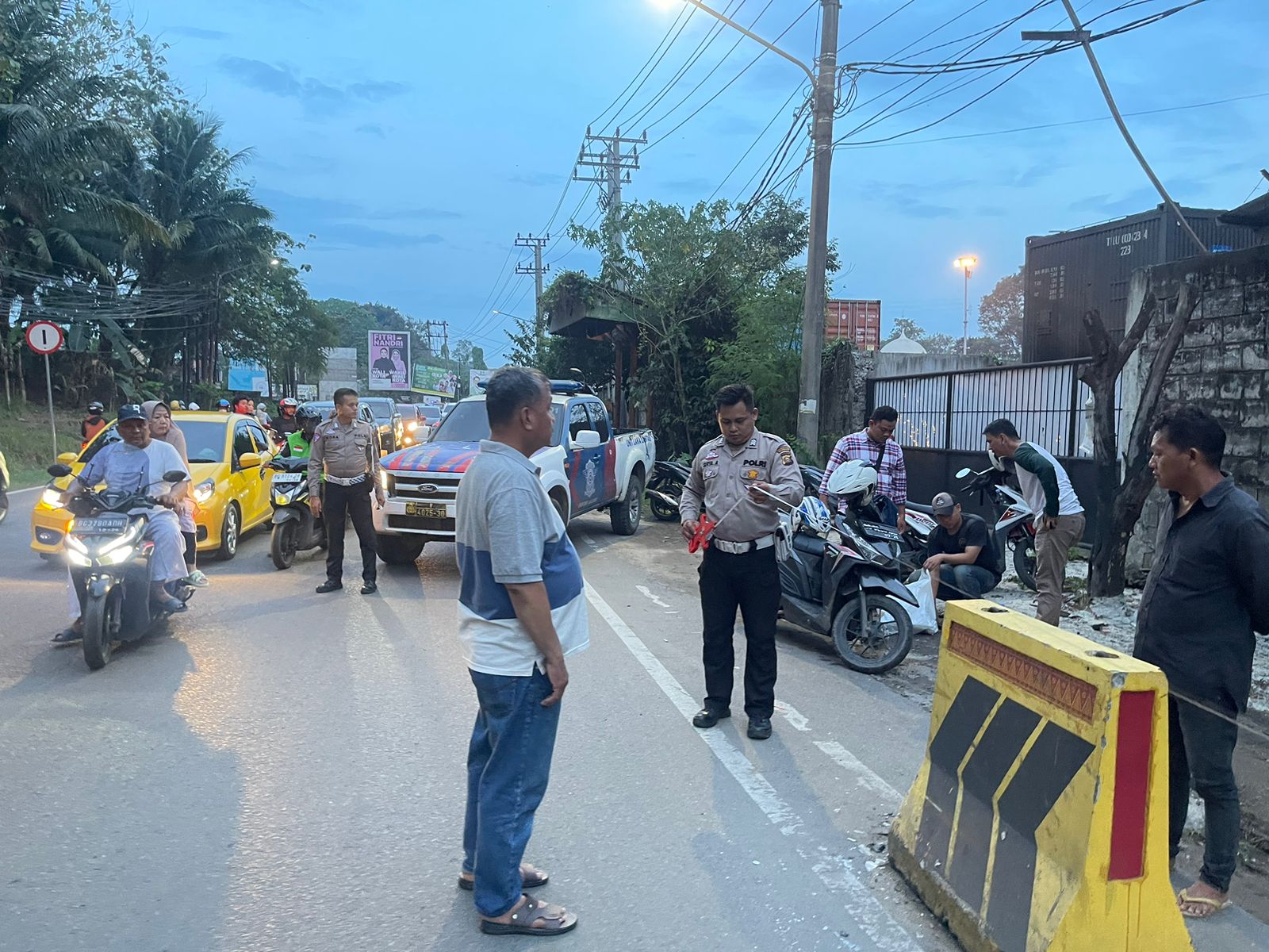 Lagi, Wanita Pengendara Motor di Palembang Tewas Diserempet Truk 