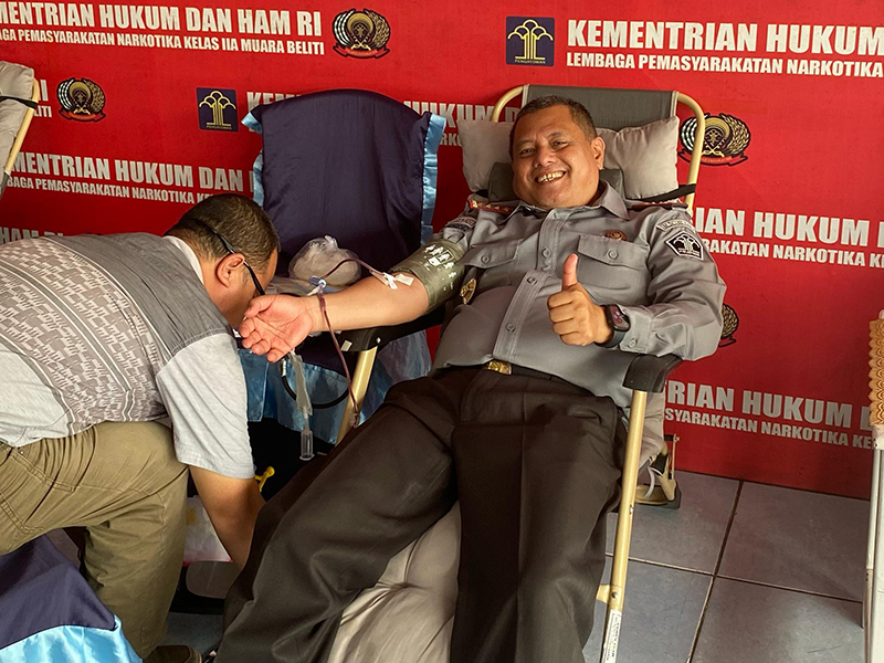 Wujudkan Kepedulian terhadap Sesama, Lapas Narkotika Kelas IIA Muara Beliti Gelar Donor Darah