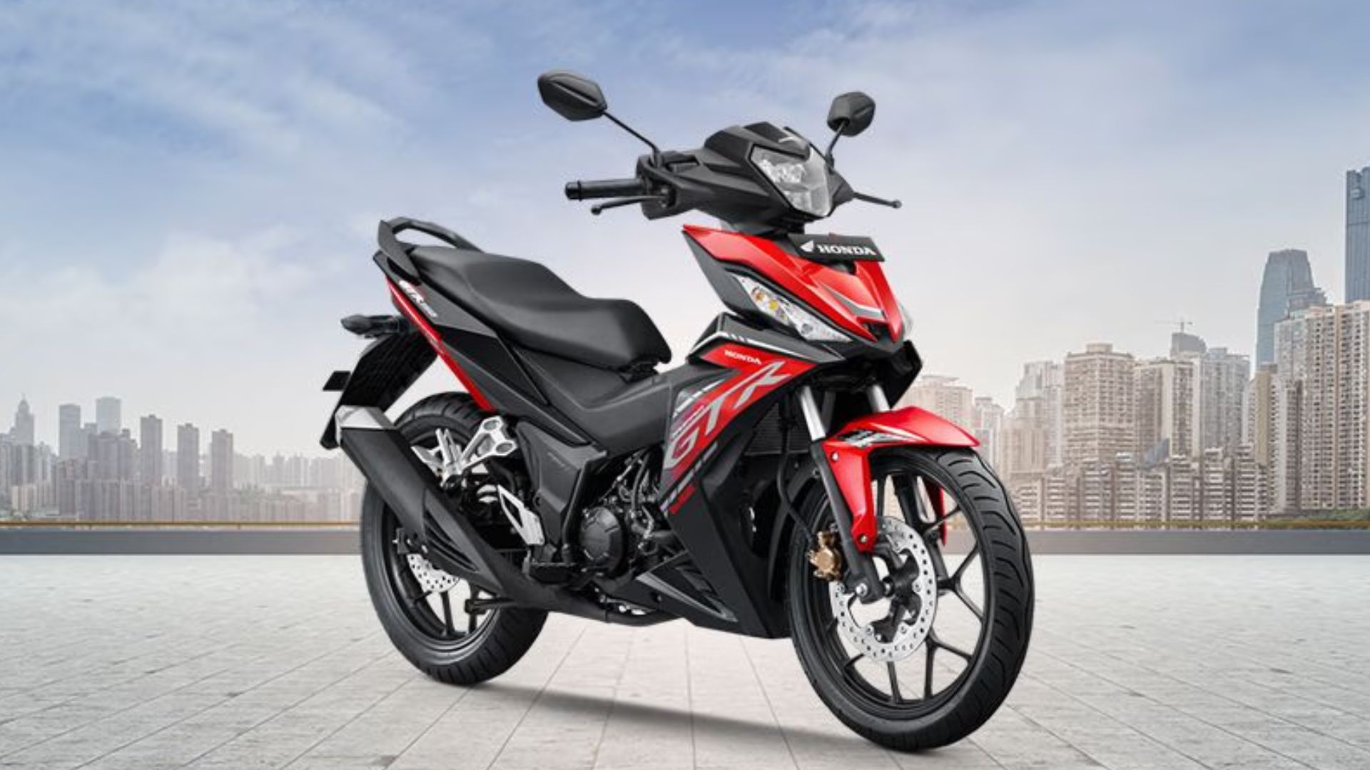 Honda Supra GTR 150 2026 Hadir dengan Desain Tajam dan Teknologi PGM-FI Terbaru yang Lebih Efisien