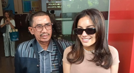 Nikita Mirzani Penuhi Lagi Panggilan Penyidik: Vadel Badjideh Harus Segera Ditahan!