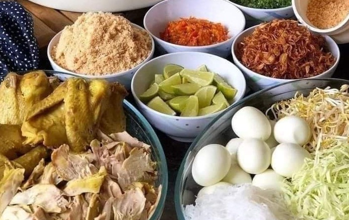 Soto Ayam Lamongan untuk Menu Hidangan Jamuan Tamu Saat Lebaran