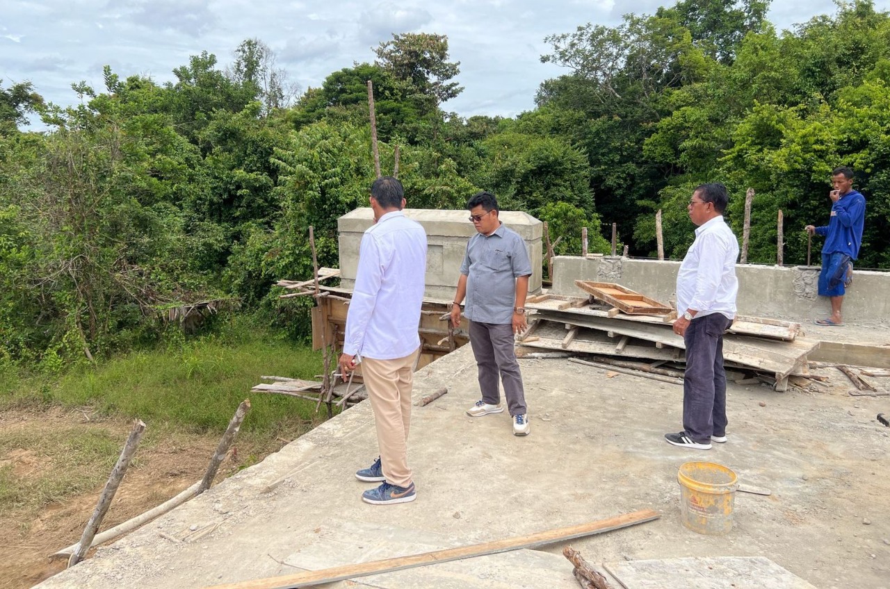 Dewan Berang Proyek Simpang Aur-Muara Enim Tidak Beres