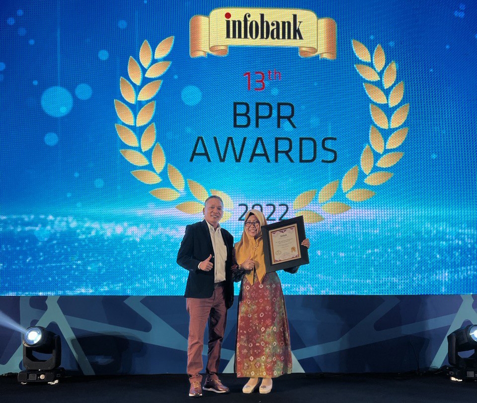 PT. BPR AGRITRANS BATUMARTA (BANK AGRITRANS) Raih  InfoBank Awards Atas Kinerja Keuangan Tahun 2021