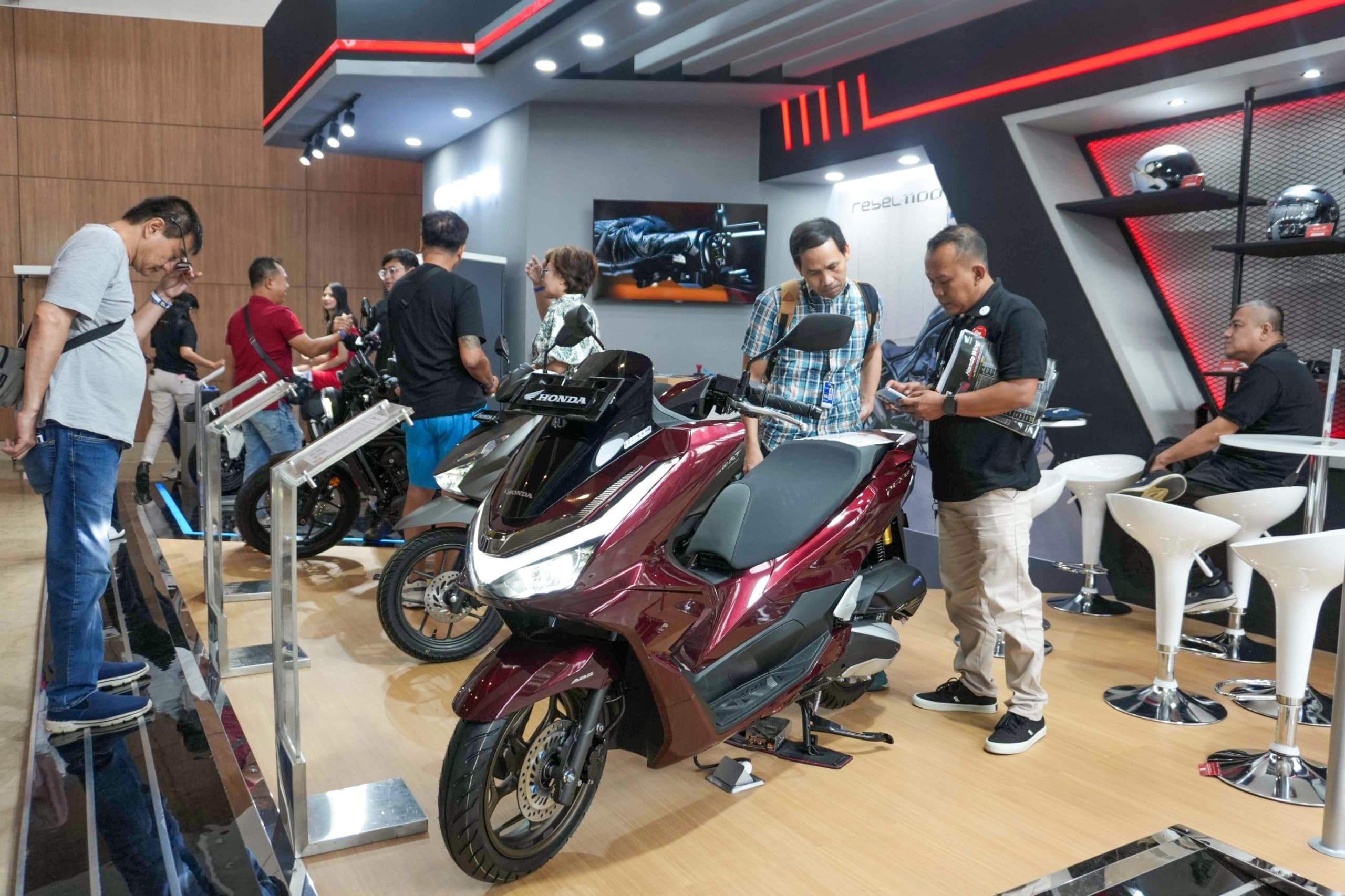 Honda Dominasi GIIAS 2025: PCX160, Stylo 160, dan Vario 125 Jadi Primadona Penjualan
