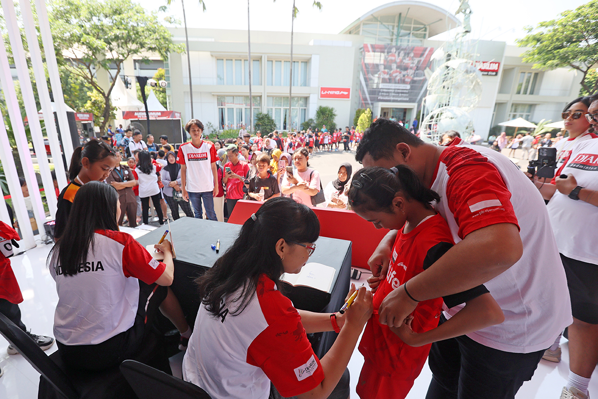 Tak Hanya Berebut Super Tiket, Peserta Audisi Umum PB Djarum 2024 Juga Bertemu Legenda Bulutangkis Tanah Air